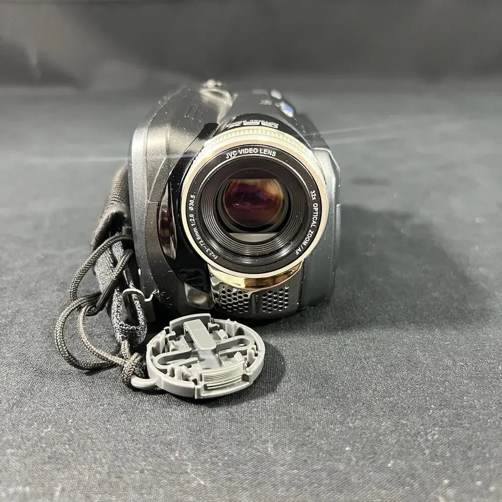 JVC Everio GZ-MG27U 20GB Camcorder w/Charger,  Battery, Remote